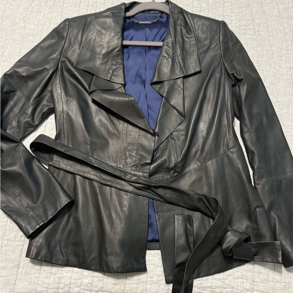 Elie Tahari 100% Lamb Leather Jacket Gray EUC Size Small Moto Zip Drape.